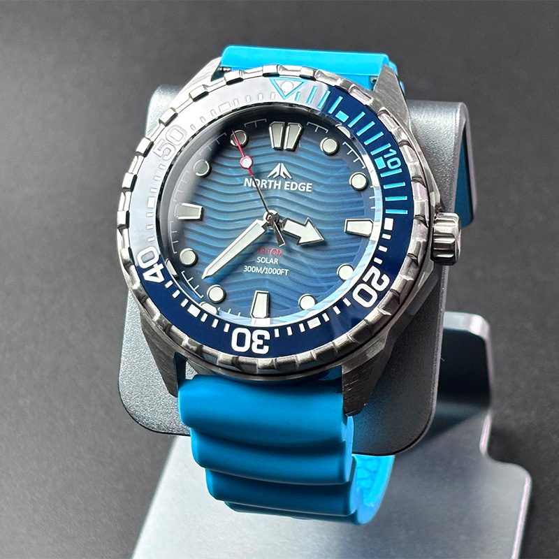 Luxury Watch Display Case - NORTH EDGE 2026 New TRITON Solar