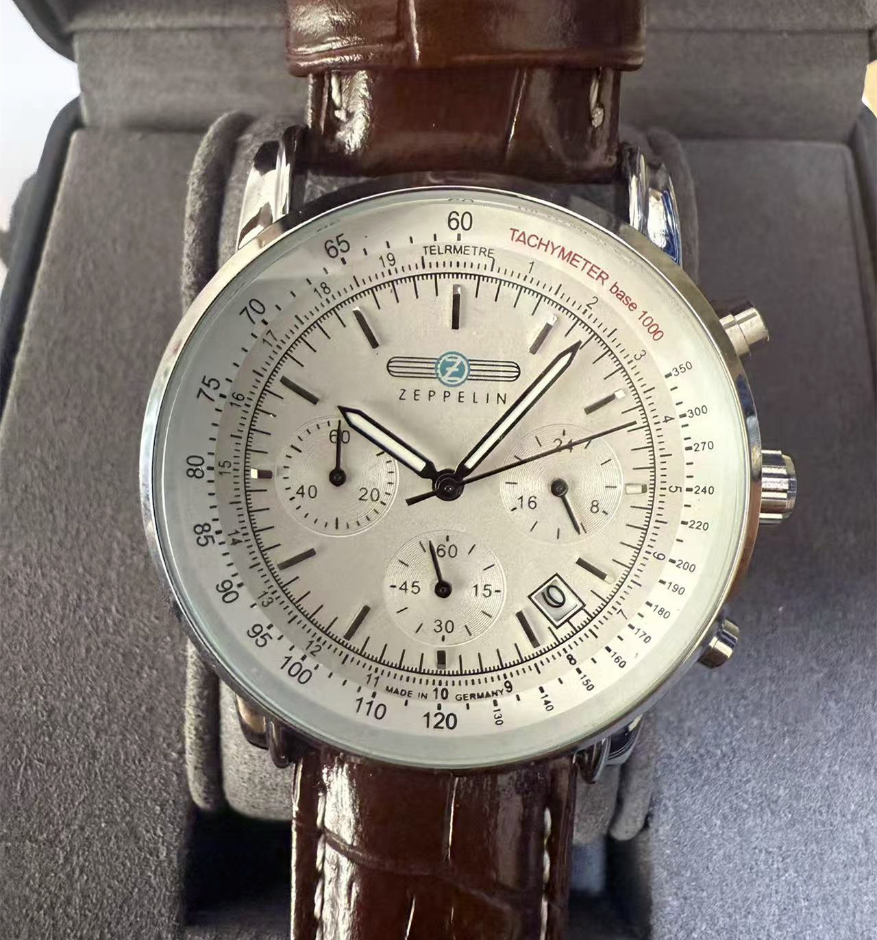 Trendy Fashion ZEPPELIN Couple - Luxury Watch Wallpaper ulasan dan harga