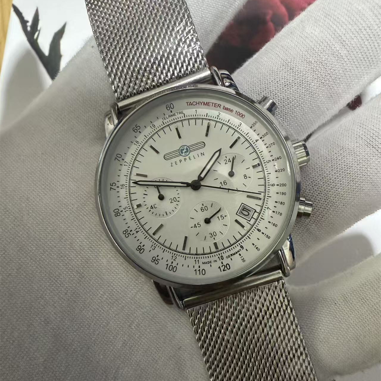 Trendy Fashion ZEPPELIN Couple - Luxury Watch Wallpaper ulasan dan harga
