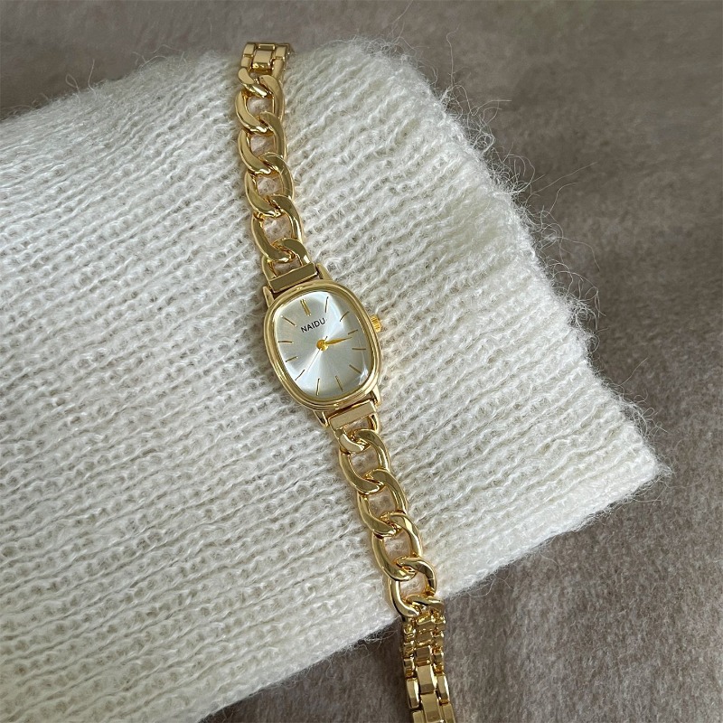 Fashion Women Oval Dial Quartz - Luxury Watch Brand For Women ulasan dan harga